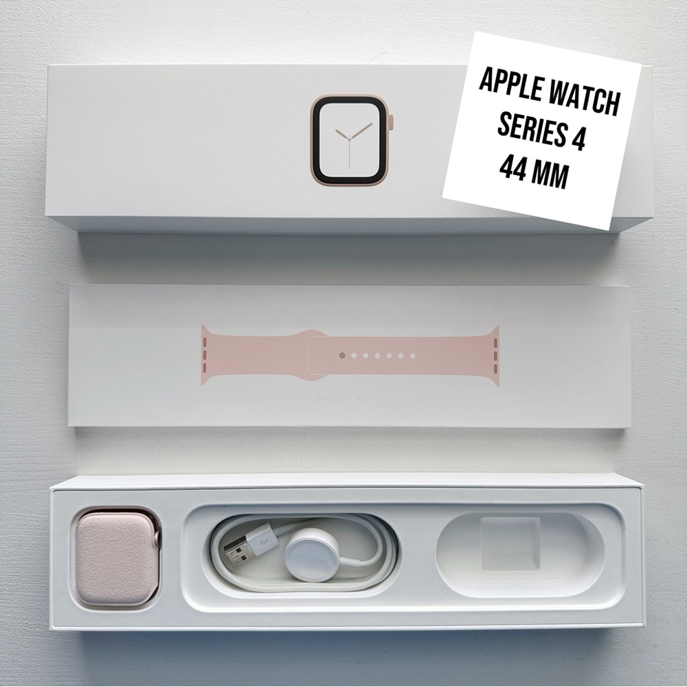 Apple Watch Series 4 Gold Aluminum 44mm Pink Sand Sports Band GPS Model A1978